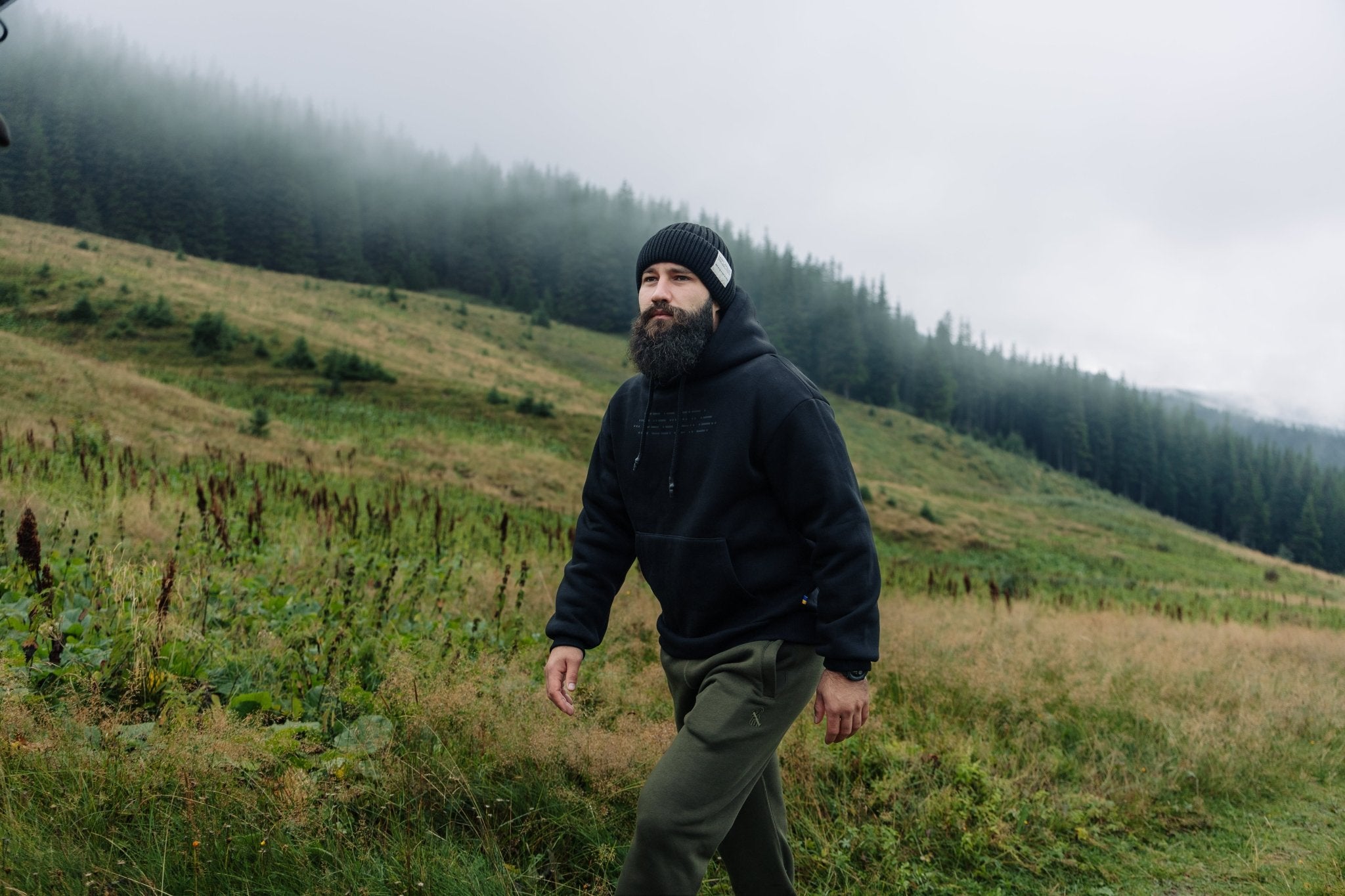 Black Lifestyle -  hike