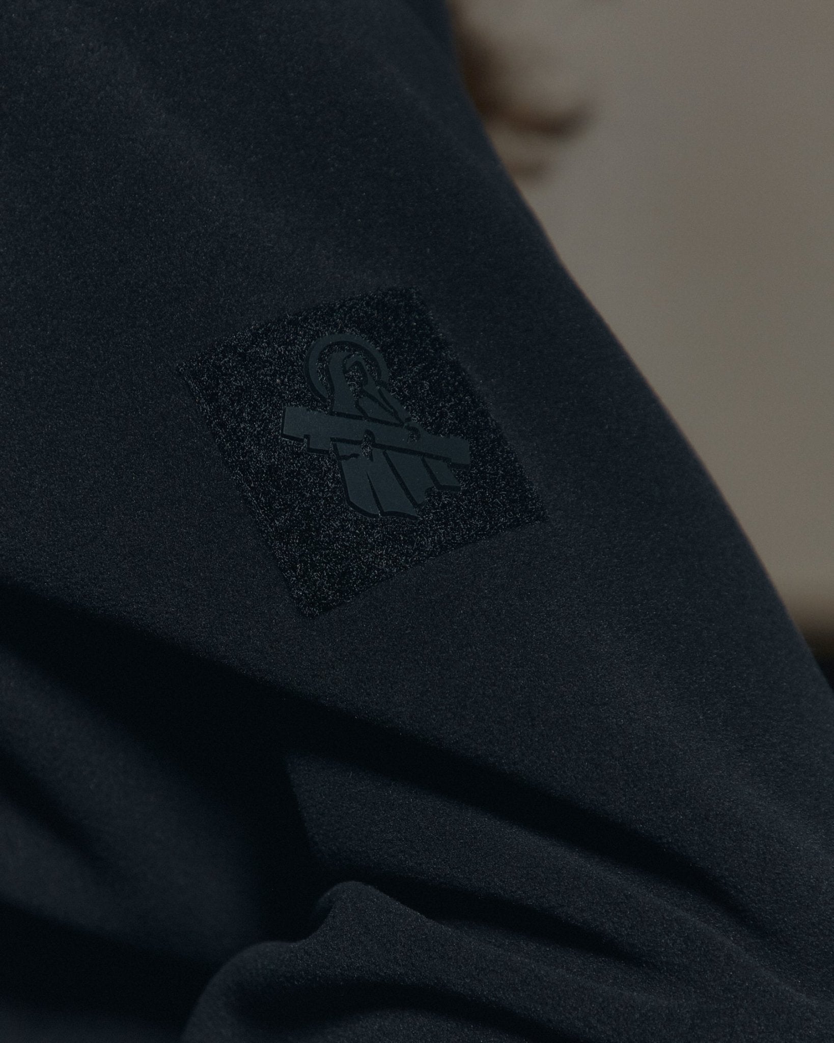 Defender Polartec 1/4 Zip Fleece - Black - Saint Javelin