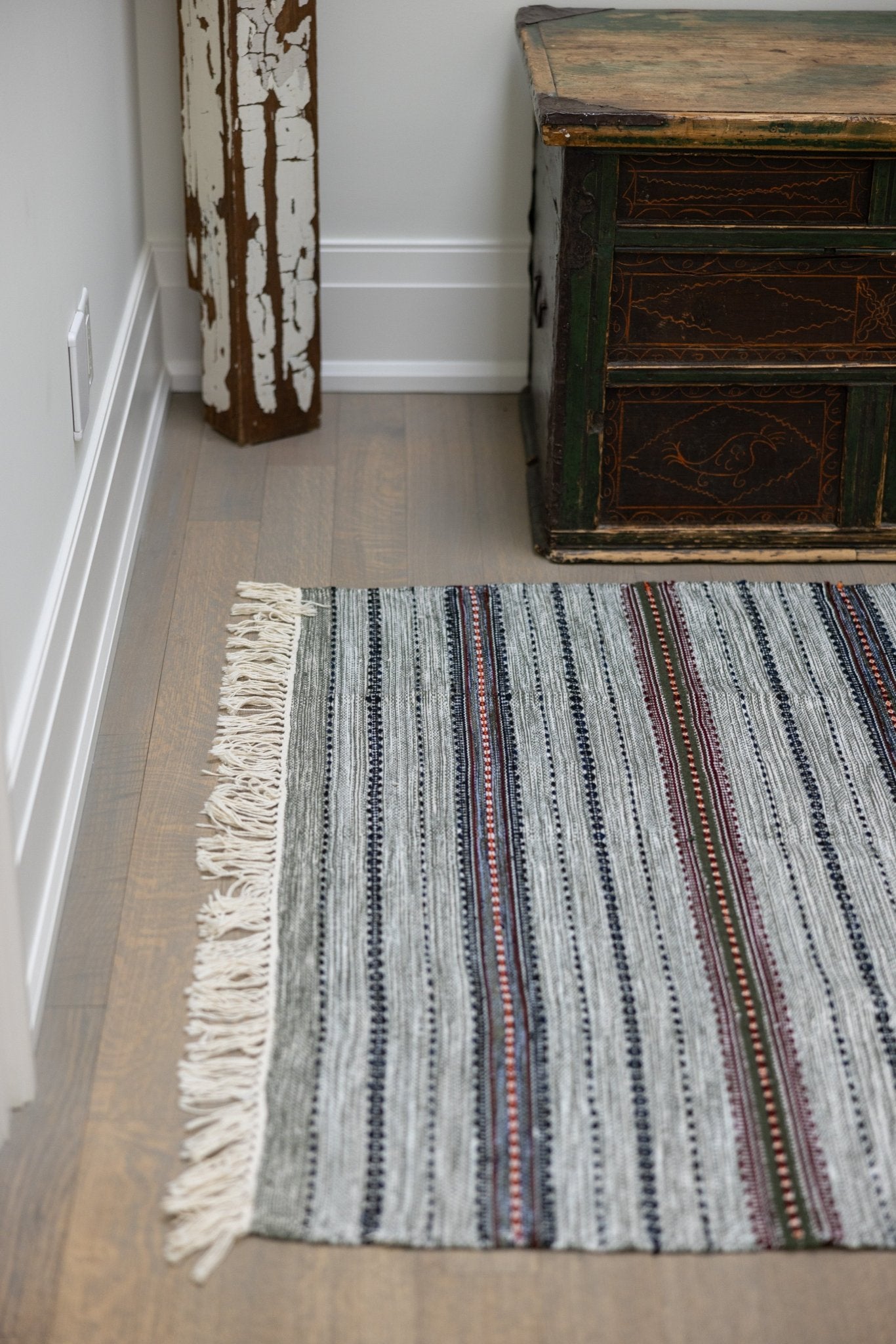 MARKIIAN – Rug from Karpaty - Saint Javelin