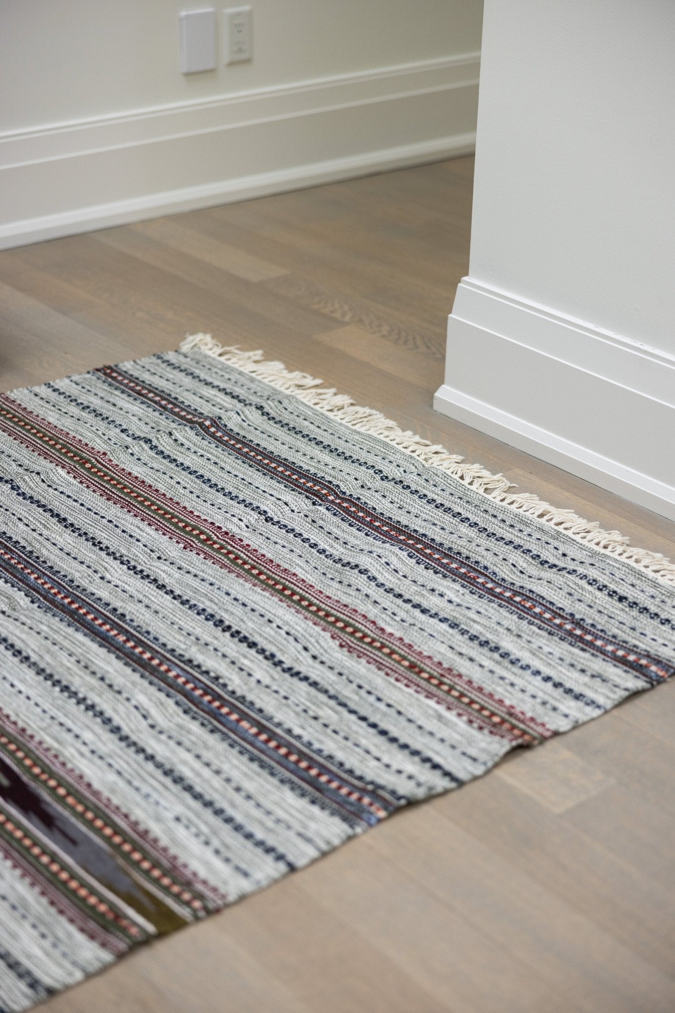 MARKIIAN – Rug from Karpaty - Saint Javelin