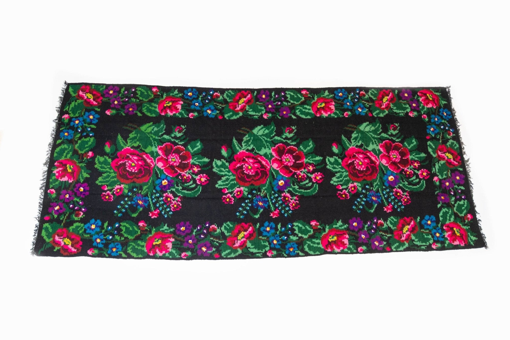 RUSLANA – Large Rug from Karpaty - Saint Javelin