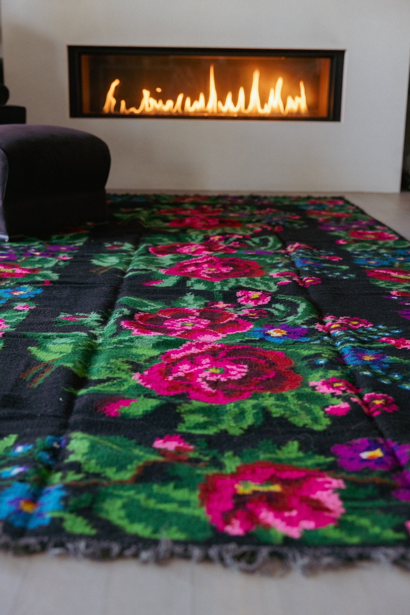 RUSLANA – Large Rug from Karpaty - Saint Javelin