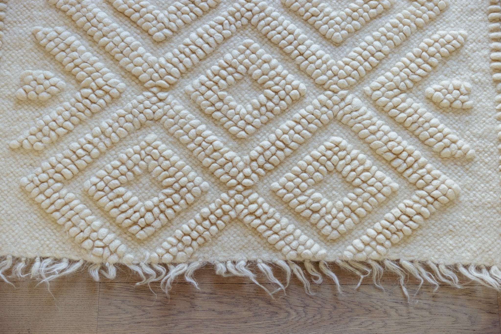 SOLOMIA – Lizhnyk from Karpaty - Saint Javelin