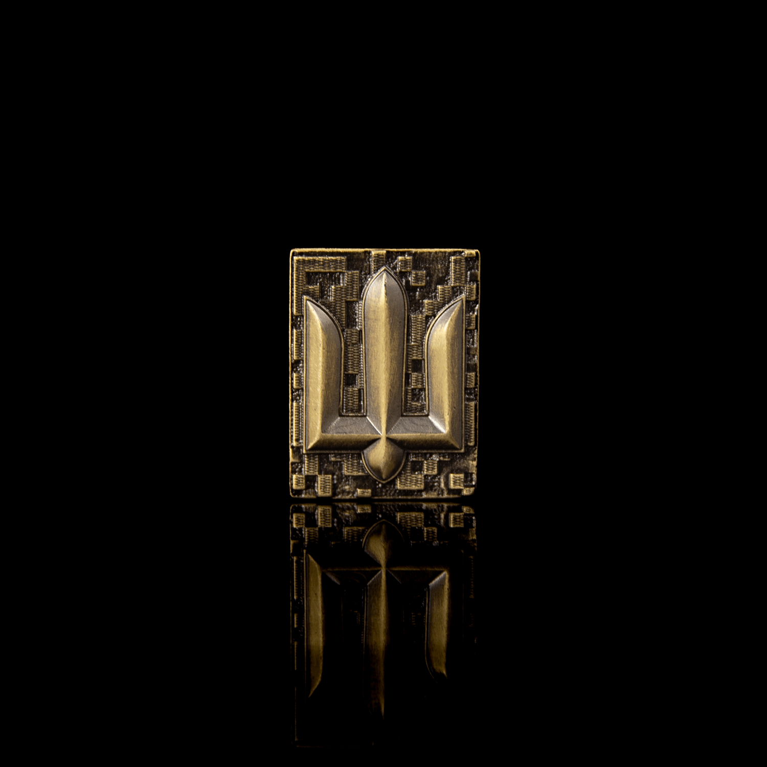 Tryzub - Backpack Clip (Recycled Artillery Shells)