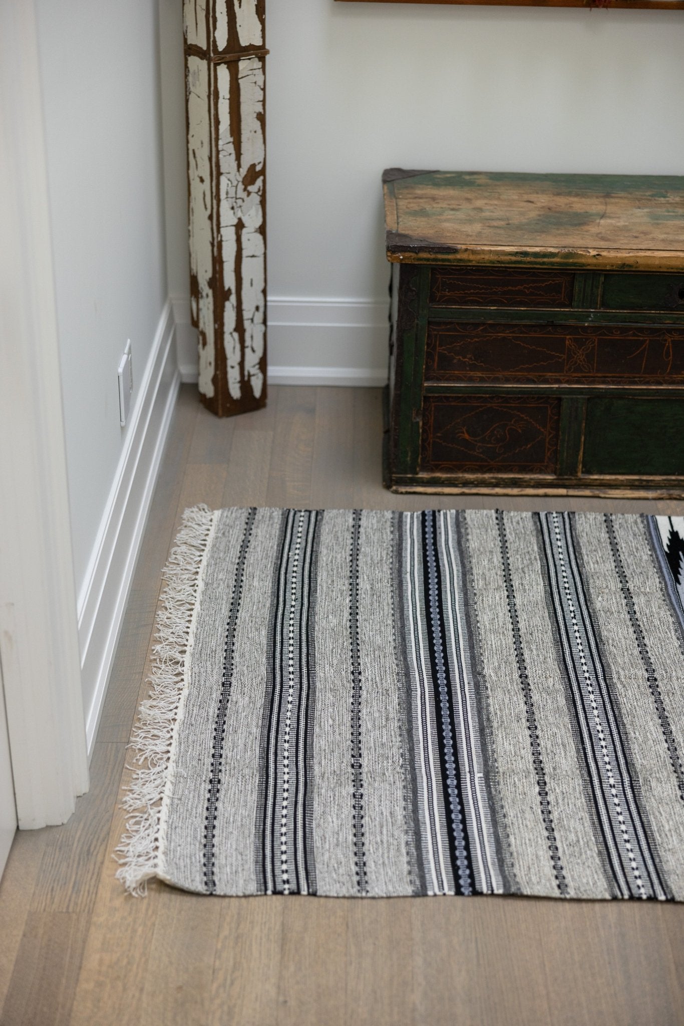 YUSTYN – Rug from Karpaty - Saint Javelin