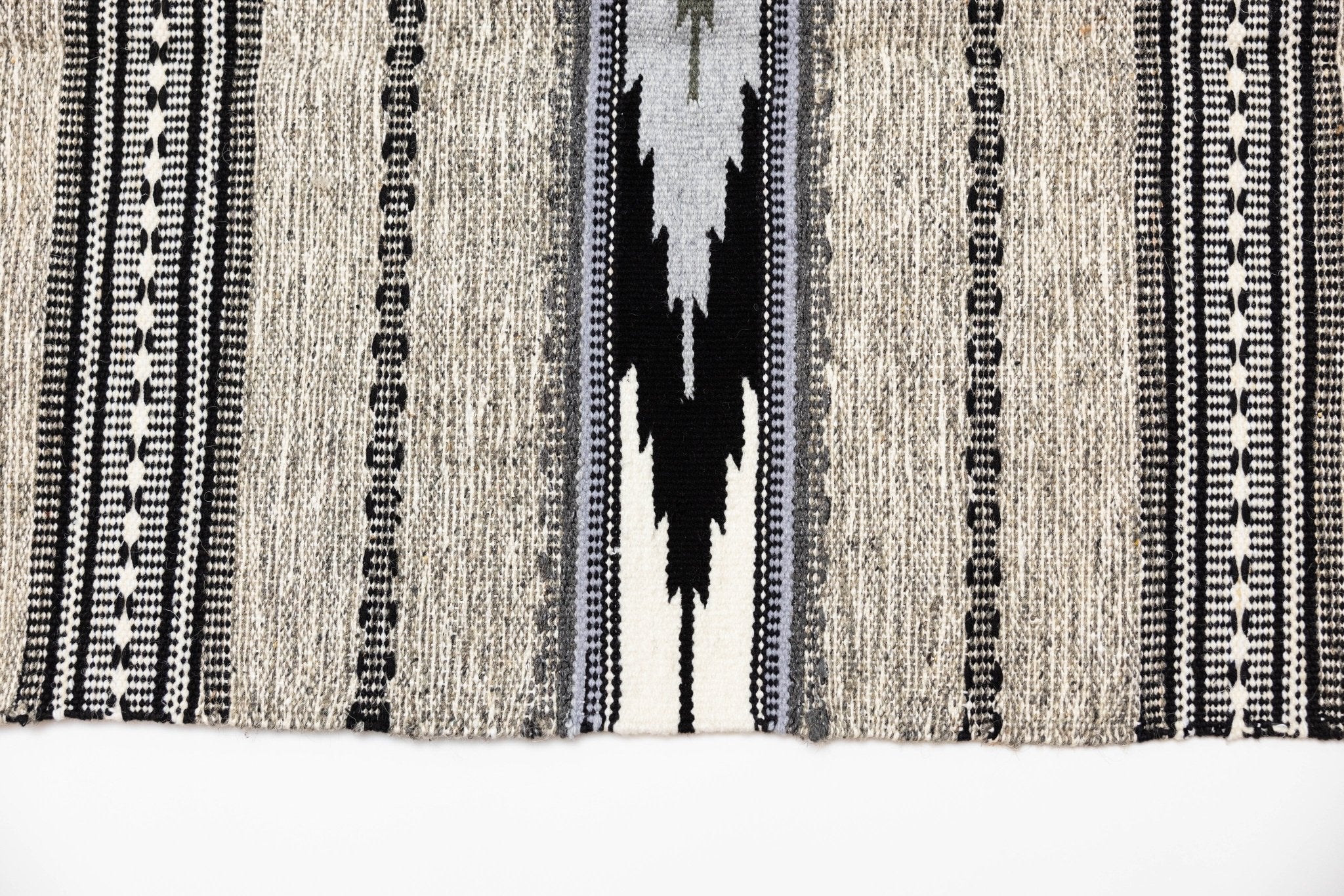 YUSTYN – Rug from Karpaty - Saint Javelin