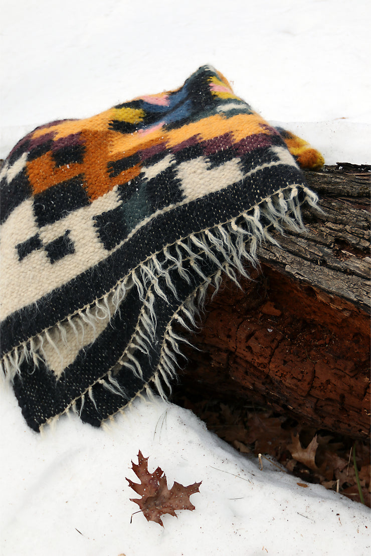 KORALIA - Wool Rug from Karpaty