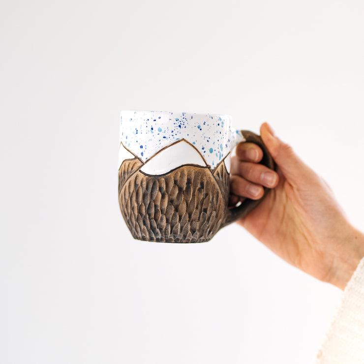 Handmade Karpaty Mug – White Snow