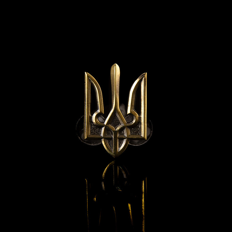 Classic Tryzub - Pin (Recycled War Metal)