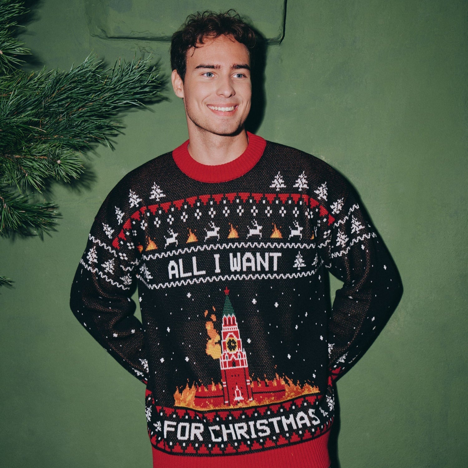 Knitted BURNING KREMLIN Christmas Sweater