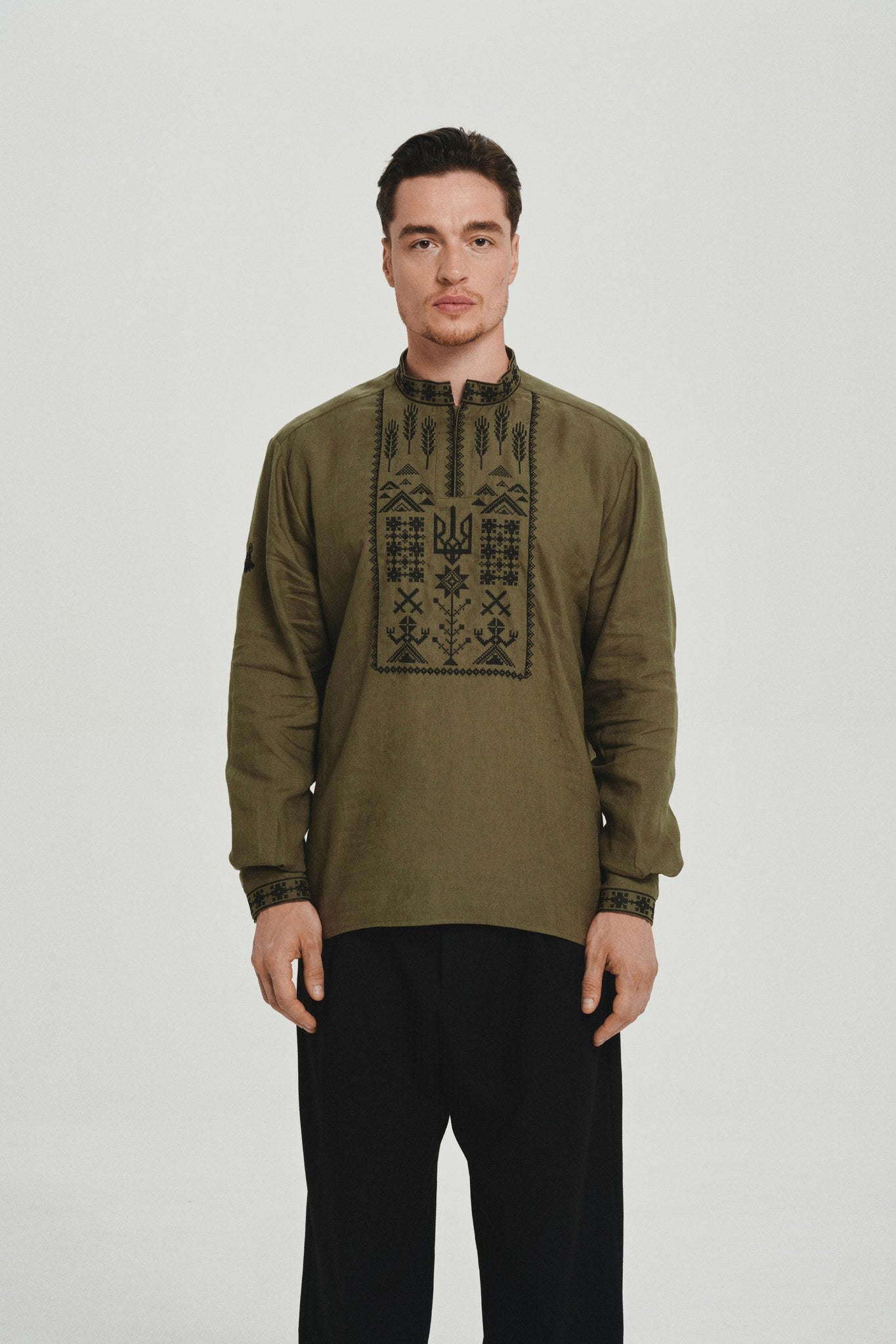 Black / Green — Saint Javelin vyshyvanka, embroidered linen shirt
