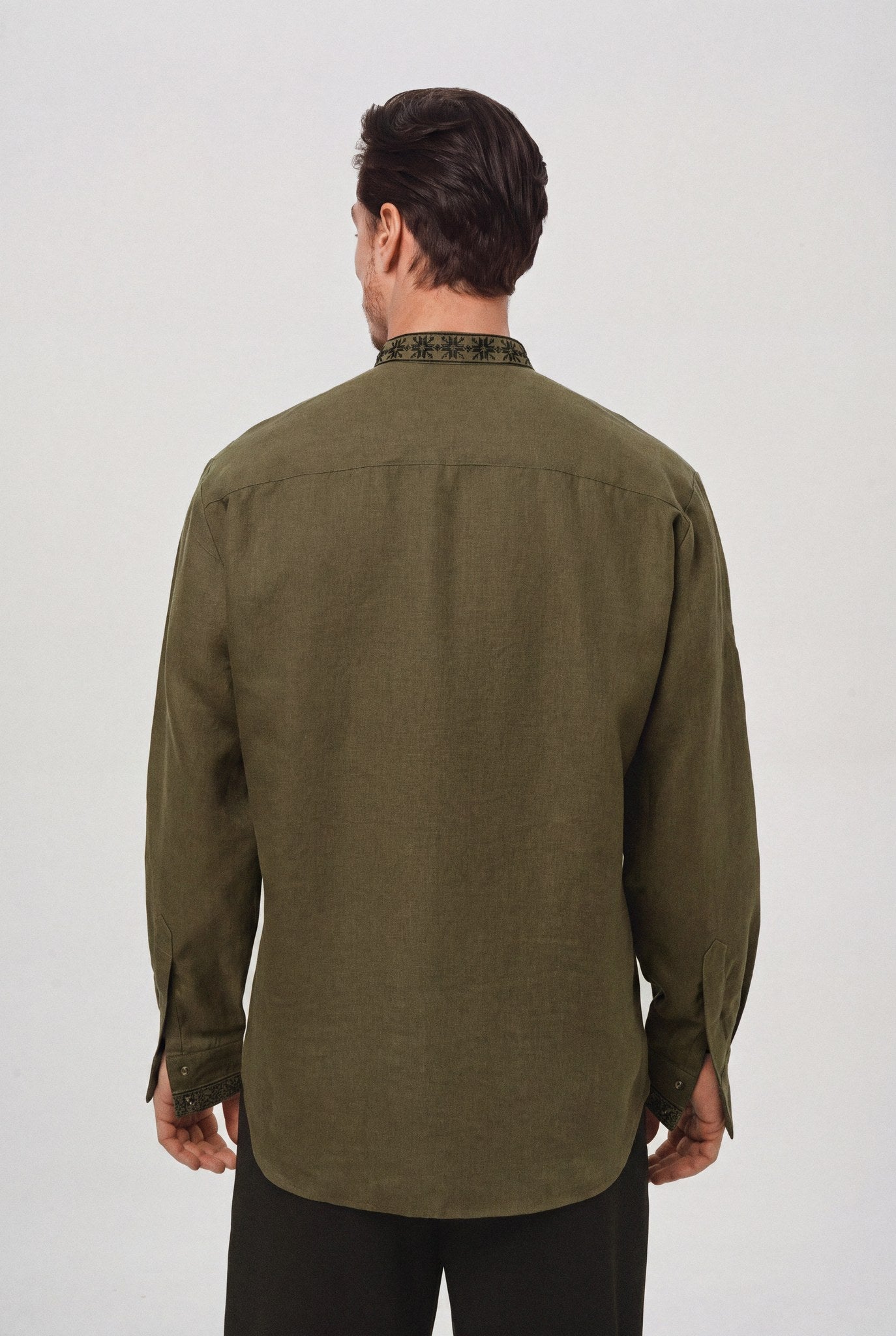 Black / Green — Saint Javelin vyshyvanka, embroidered linen shirt