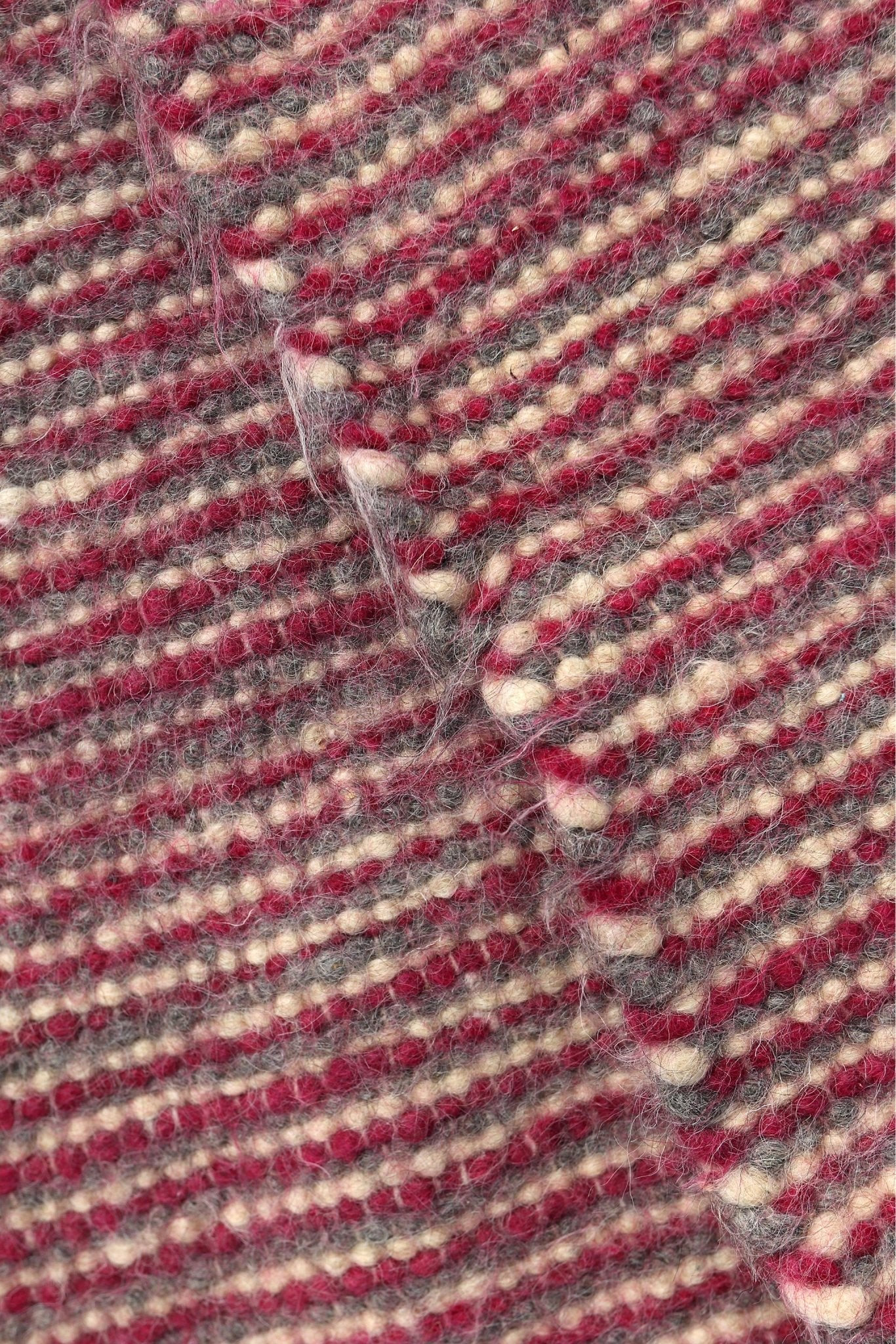 LUBA - Wool Rug from Karpaty - Saint Javelin