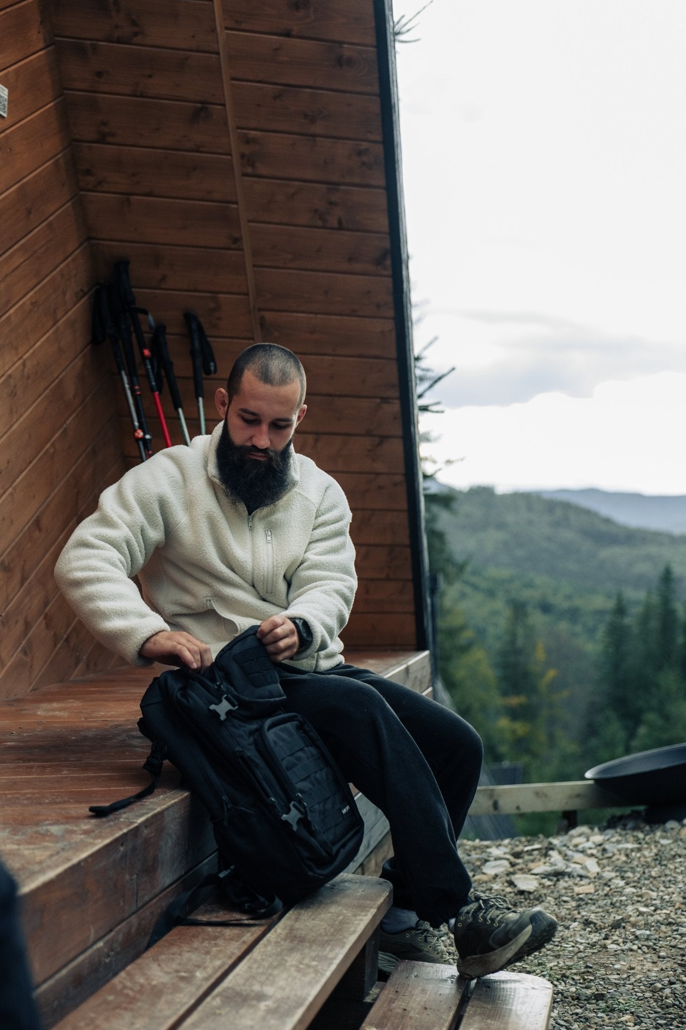 Cream Male - lifestyle - cabin